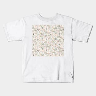 Trailing Floral Pattern Kids T-Shirt